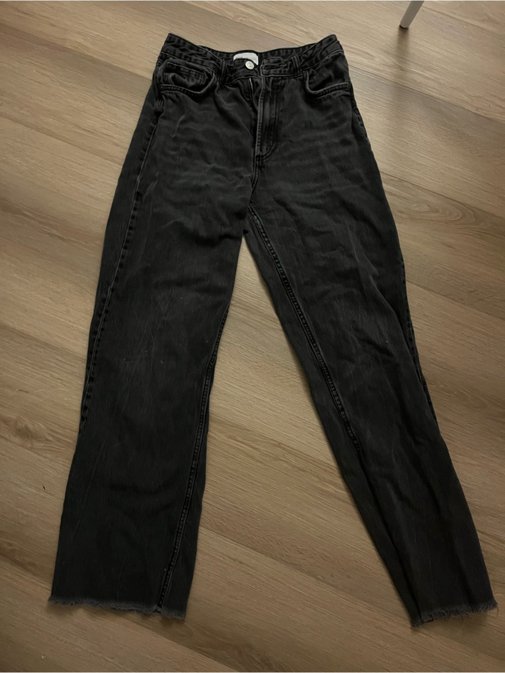 Zara High-Rise Straight Jeans